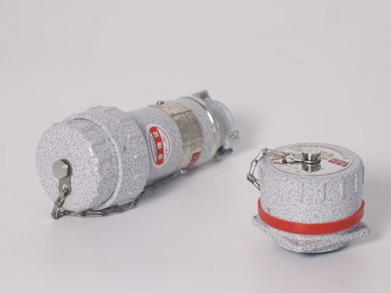 浙江友泰防爆插销：工业级高危环境用电安全保障