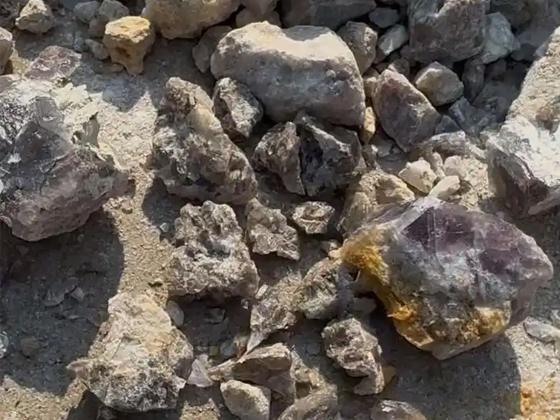 抗冲击防爆产品：可承受 5kg 落石撞击，矿井 / 户外作业适配